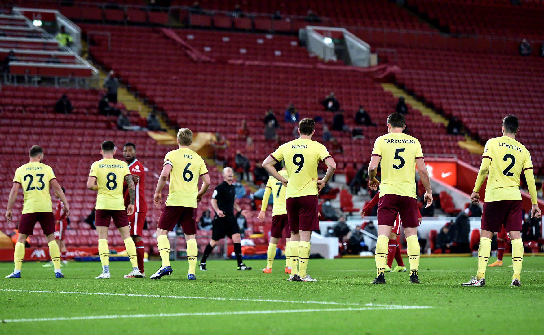 但他自己卻 但他自己卻